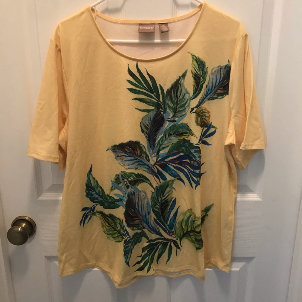 Chico’s short sleeve top size 3